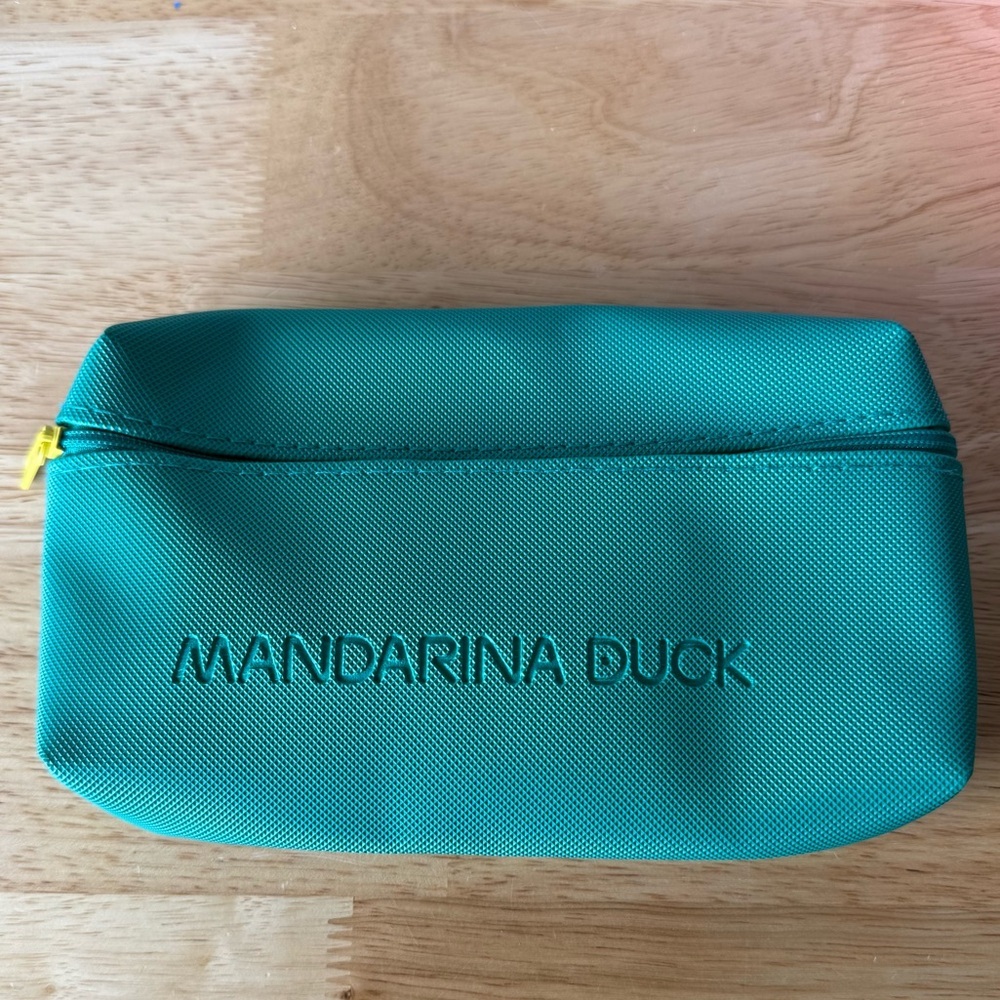 ❇️Mandarina Duck Turquoise Cosmetic Bag 2 for $22❇️